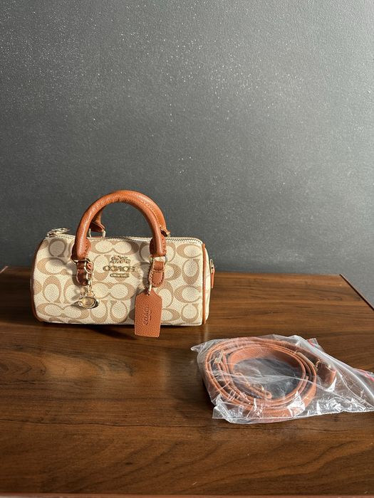 Torebka okragla kuferek brązowa kremowa mała do ręki