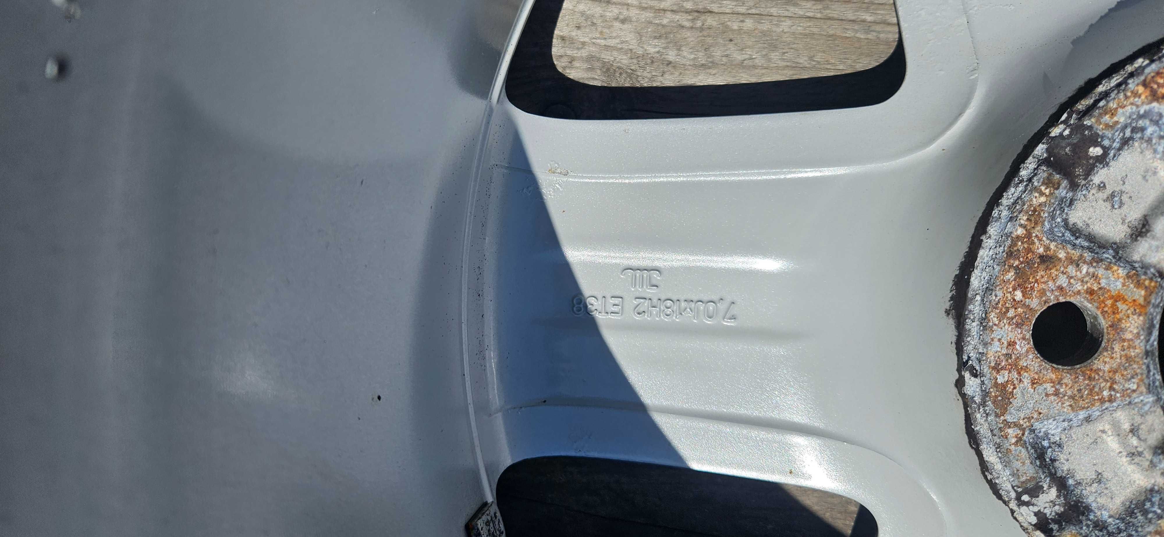 Felgi 18 cali Audi 5x112 7jx18 et38 fi66.6