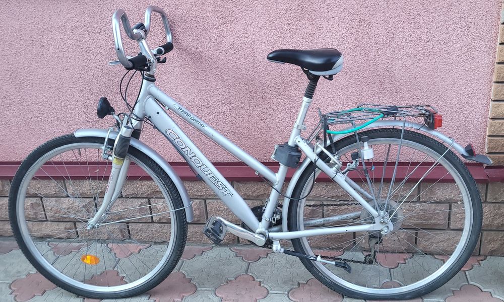 Conquest Performance 28