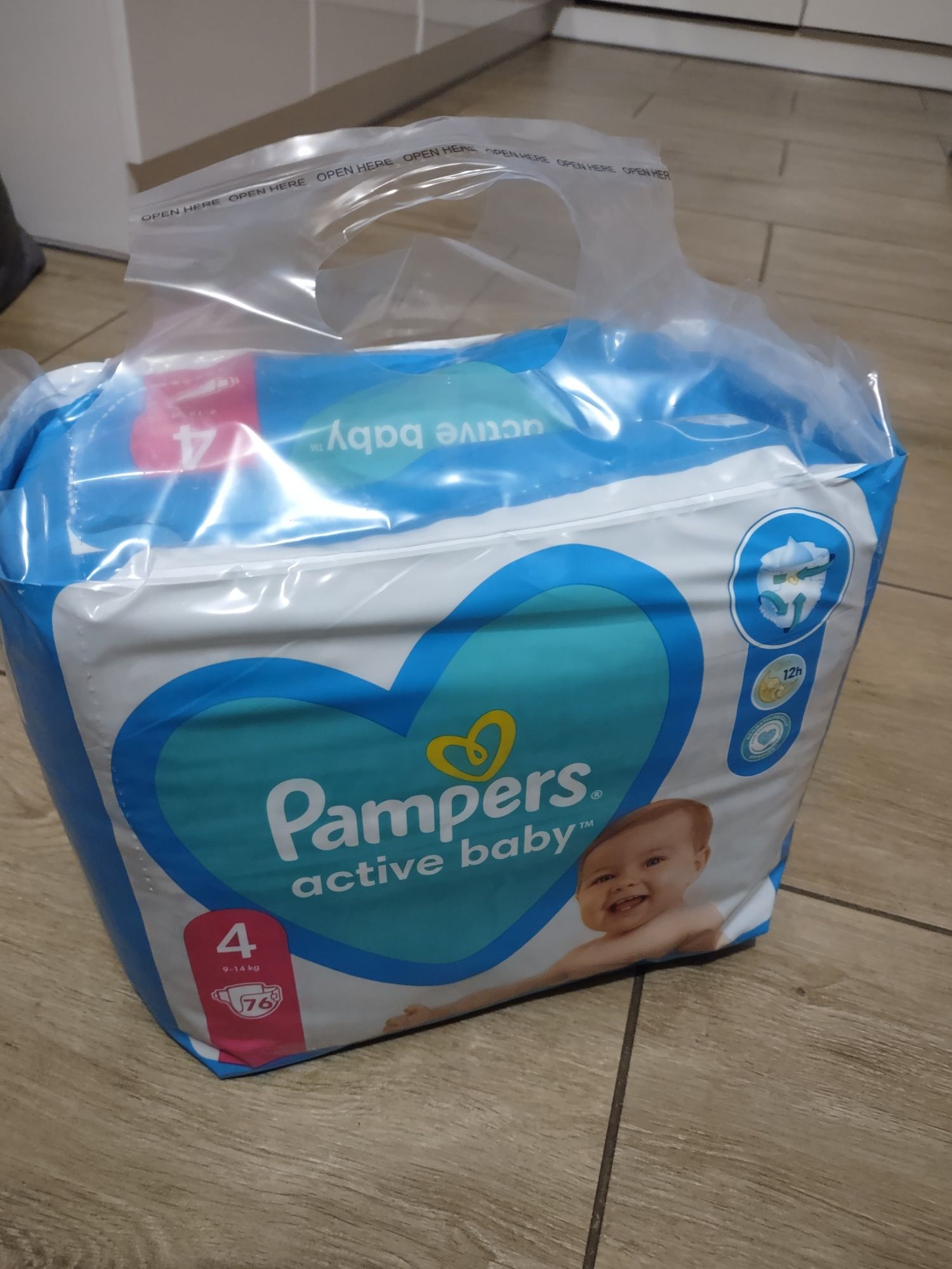 Pampers active baby 4 pakowane po 76 szt