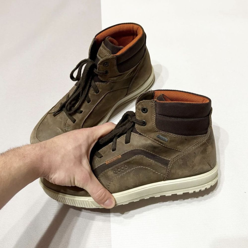 Зимові шкіряні кросівки ботінки Ecco Gore Tex 43 розмір