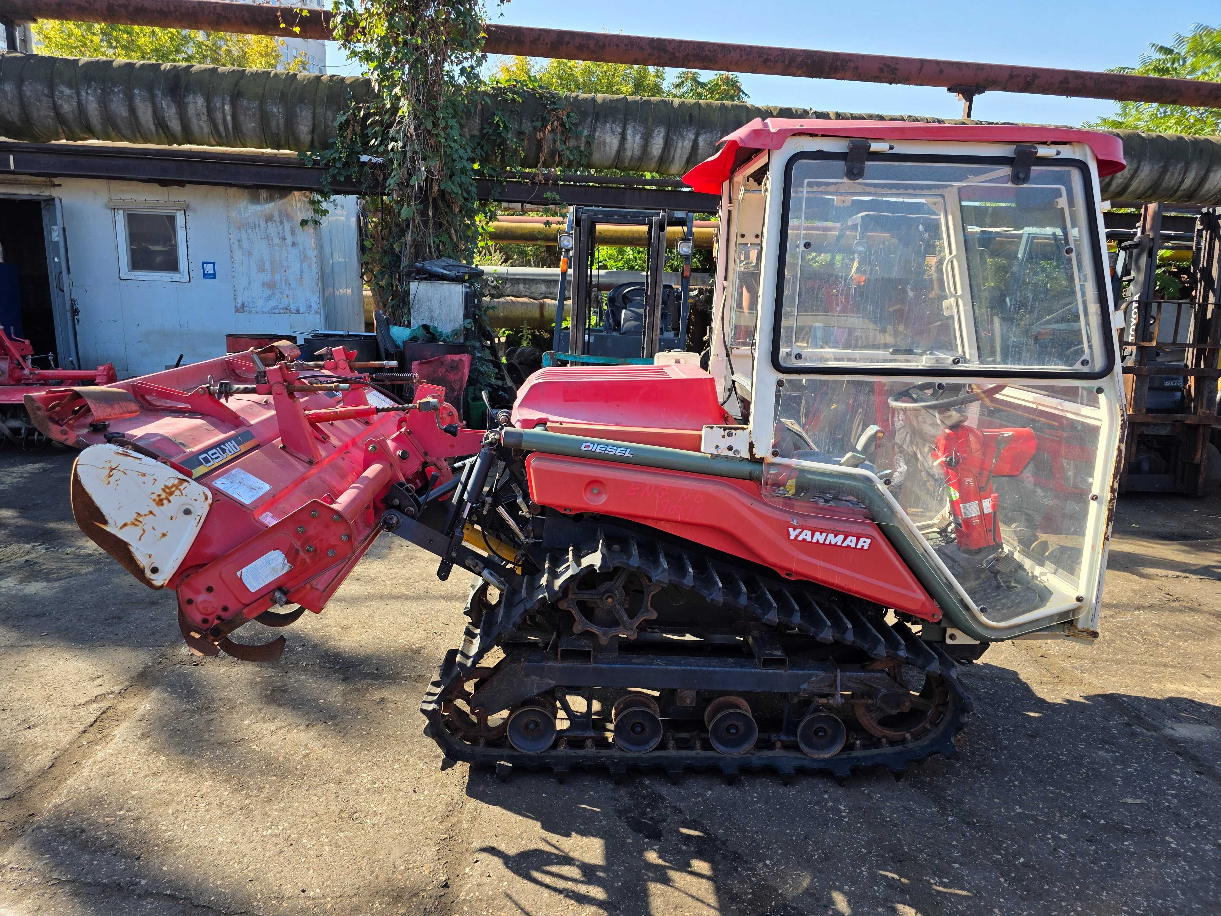 Міні-трактор гусеничний з кабіною YANMAR AC-18