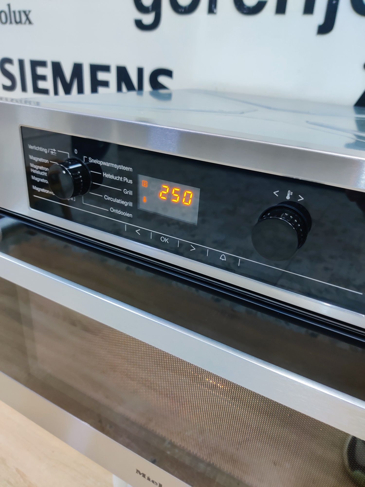 Топ! Miele™ H 5040 BM. Духовка з функцією мікрохвильовки! 2в1. GERMANY