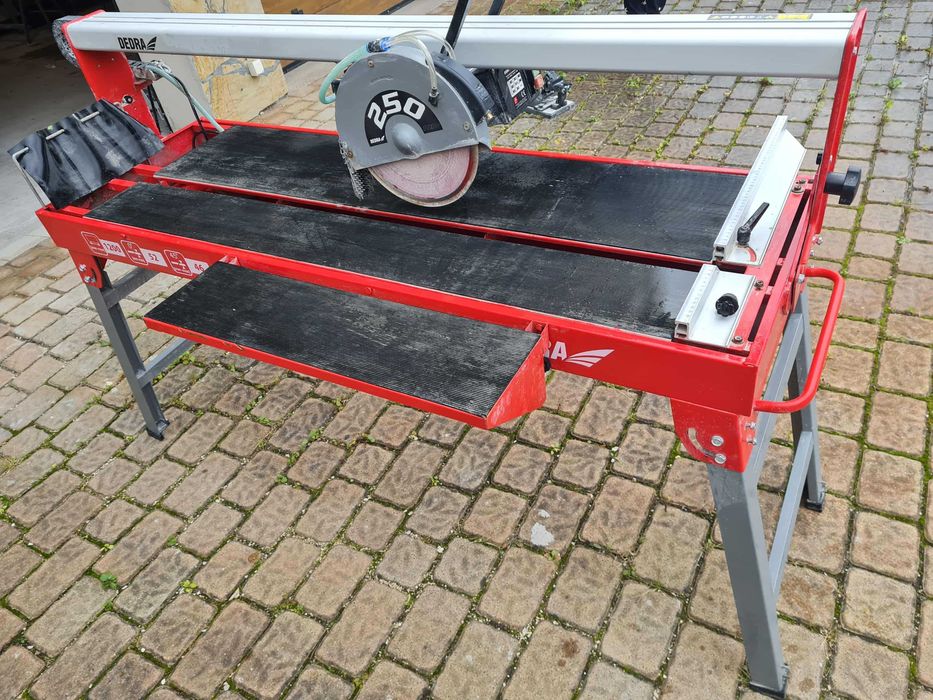 Przecinarka do glazury płytek gresu mokro Dedra 120cm 1200W