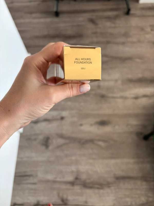 Podkład YSL MN1 - Yves Saint Laurent