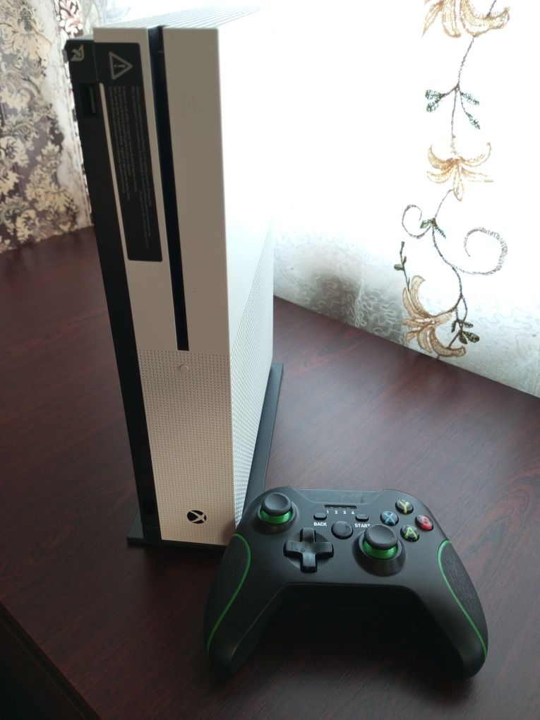 Игровая Консоль Xbox One S 1 Tb