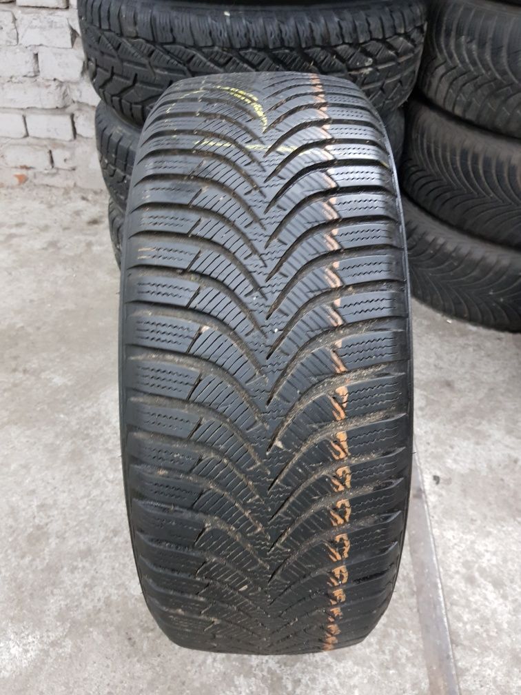 Opona zimowa hankook jedna sztuk 205/55/16