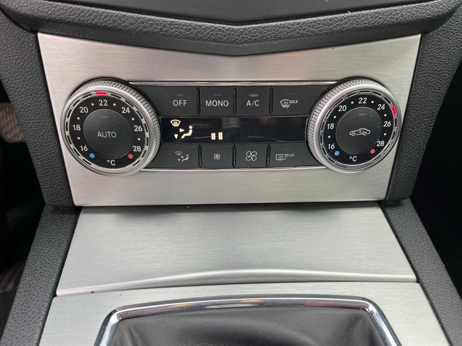 Panel Klimatyzacji Mercedes W204 C klasa A204.830.57.90