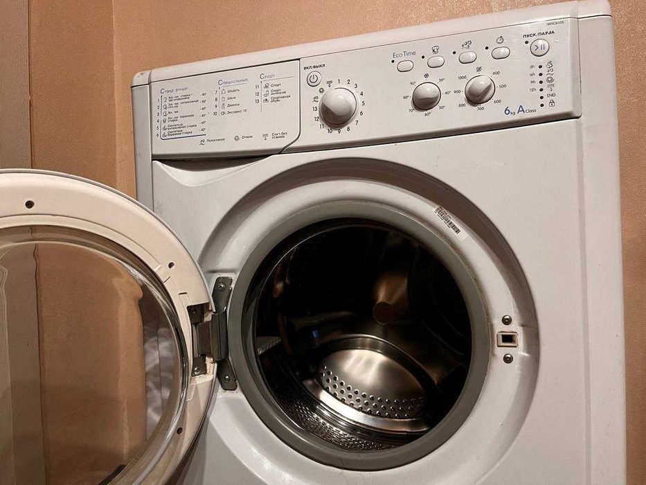 Пральна машина Indesit