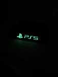 Stojak podstawka na gry Ps5 Napis fluorescencyjny
