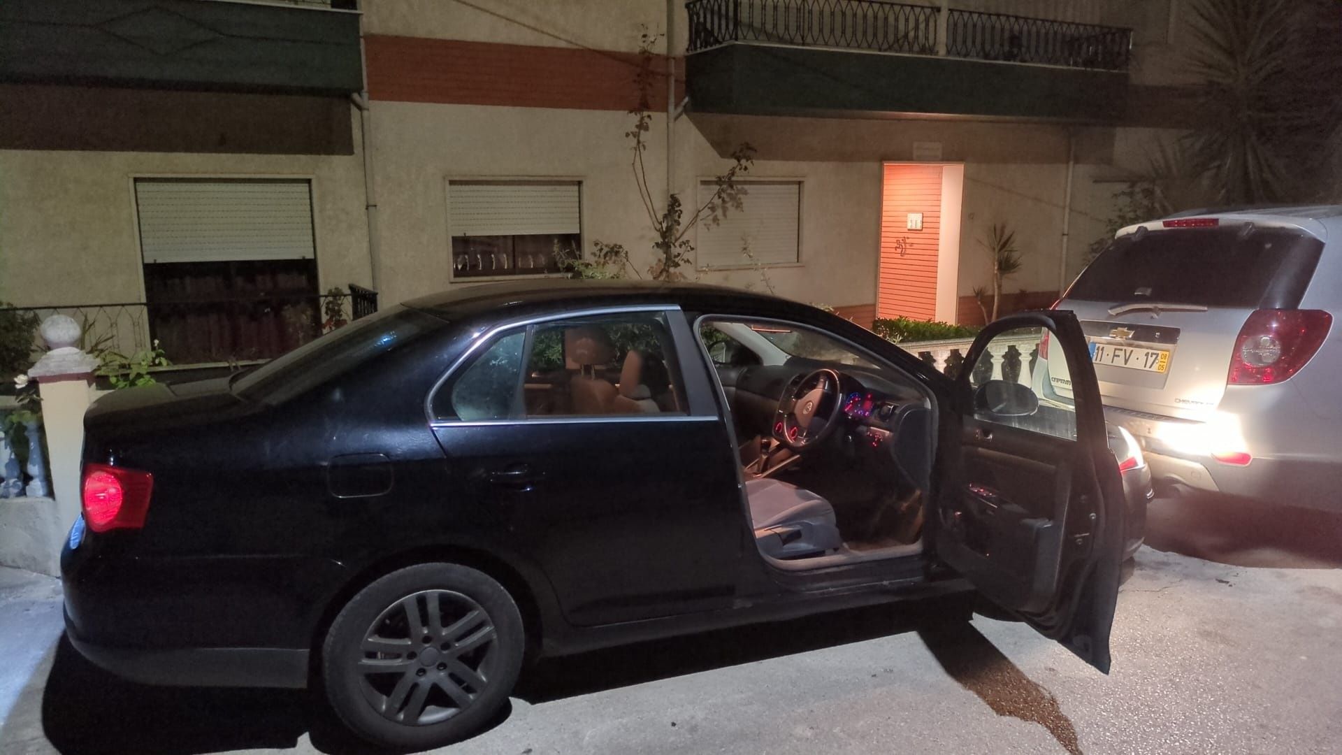 Jetta 2006 1.9 TDI (direção lado direito) legalizado em Portugal.