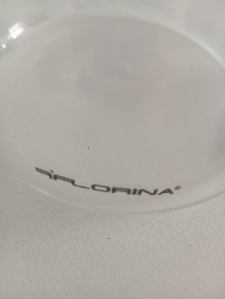 Filiżanki Arianna Lubiana i dzbanek Florina