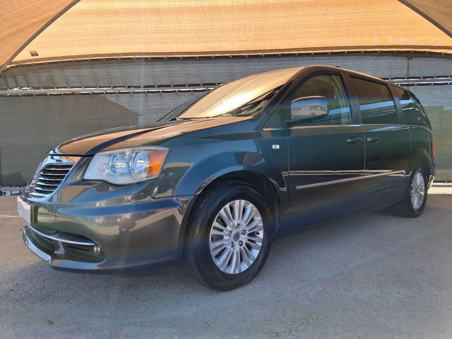 Lancia Voyager 2.8 CRD Gold