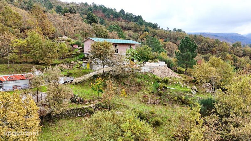 Terreno / Cinfães, Ferreiros de Tendais