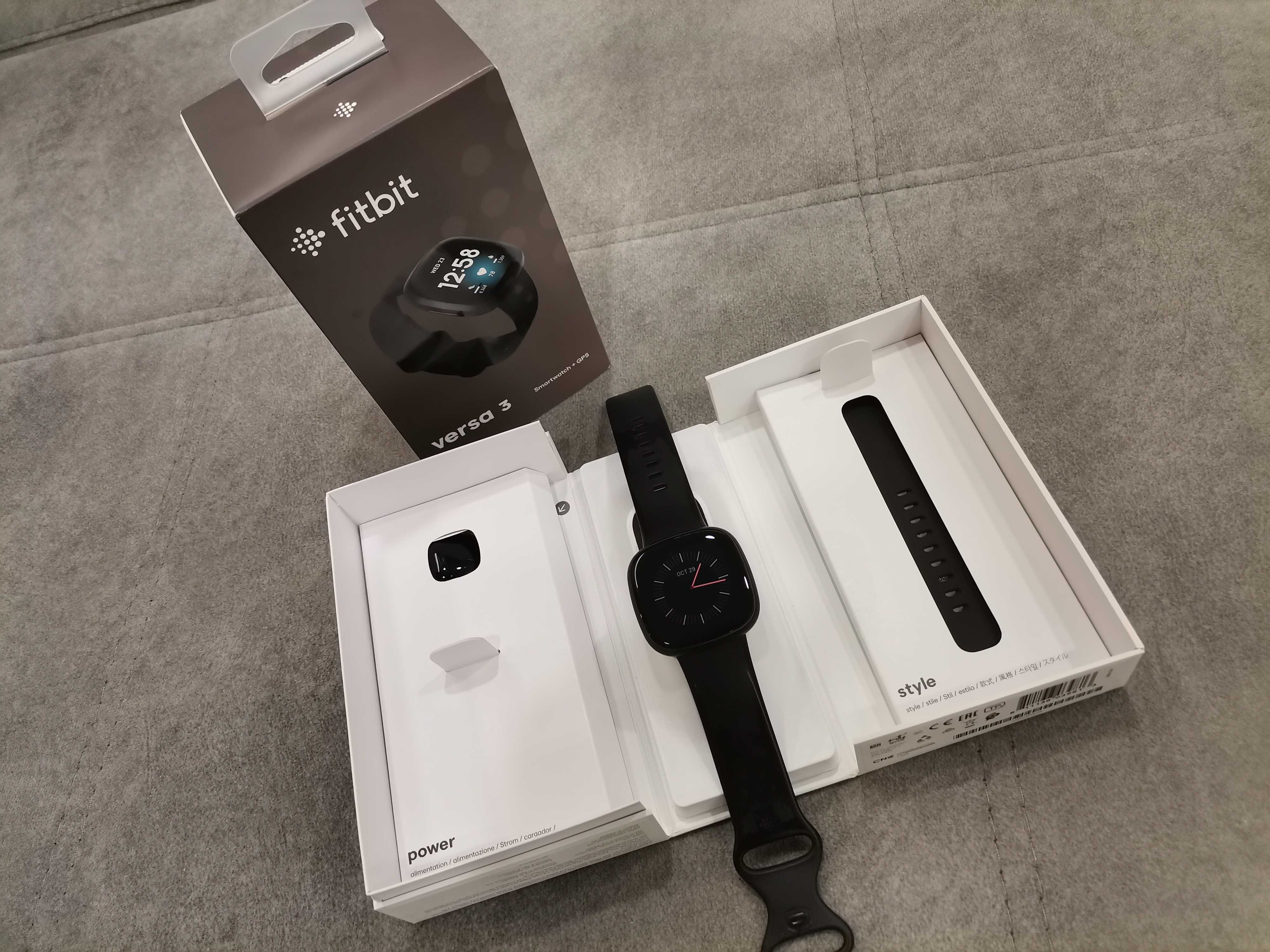 Relógio Desportivo FITBIT Versa 3