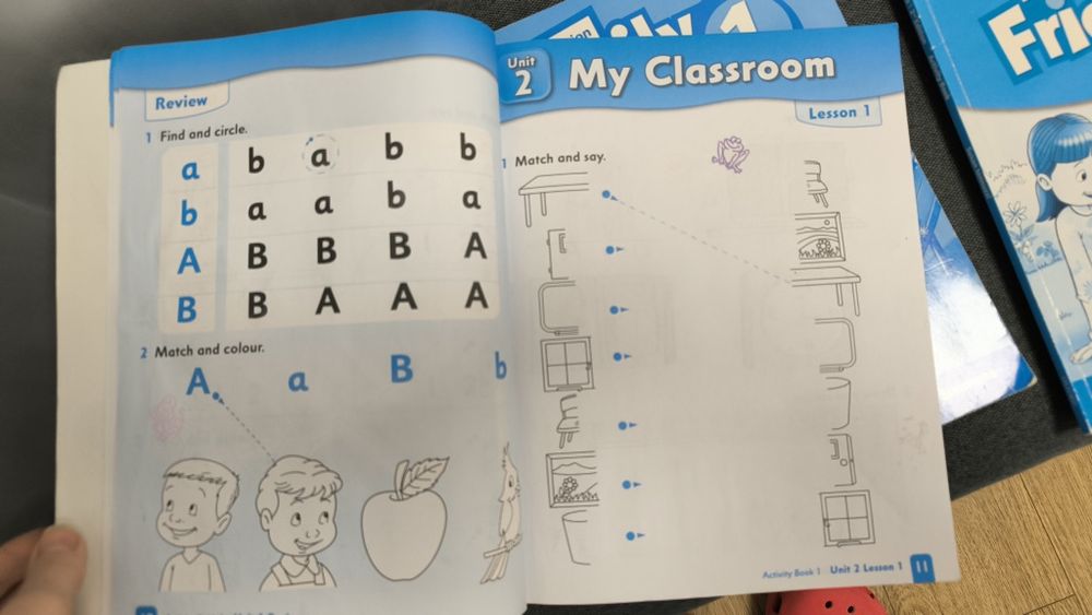 First Friends activity book  class book 1 Family and friends workbook