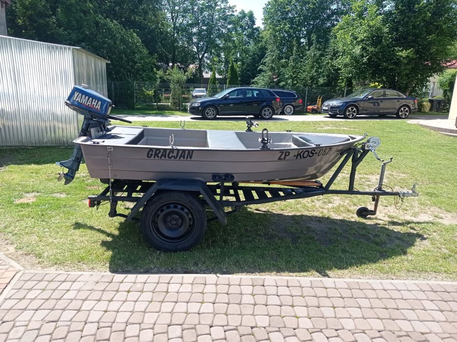 Łódka wędkarska płaskodenna