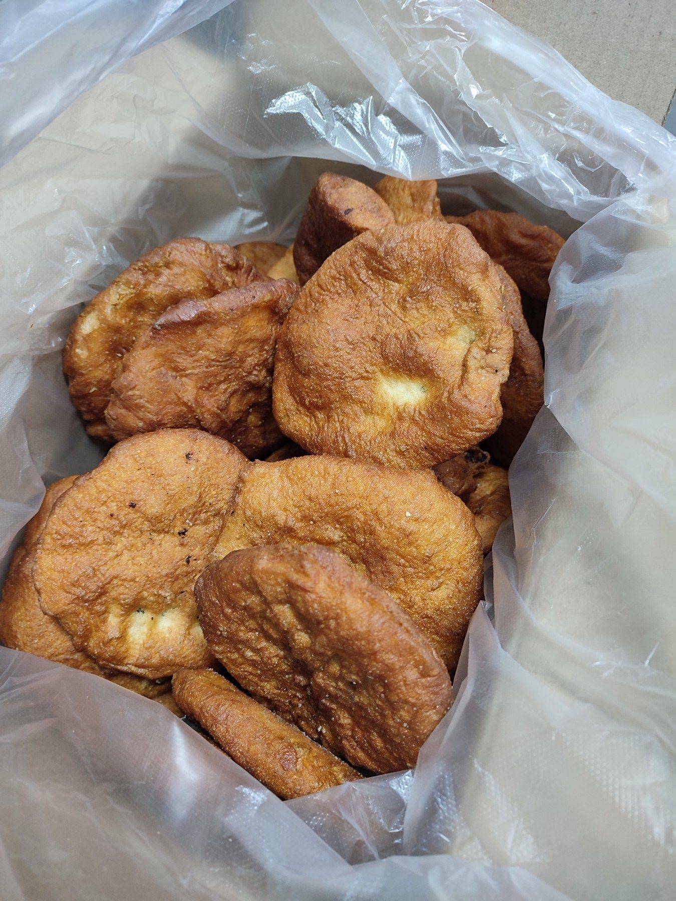 Пирожки жареные во фритюре, замороженные с картошкой, капустой, мясом