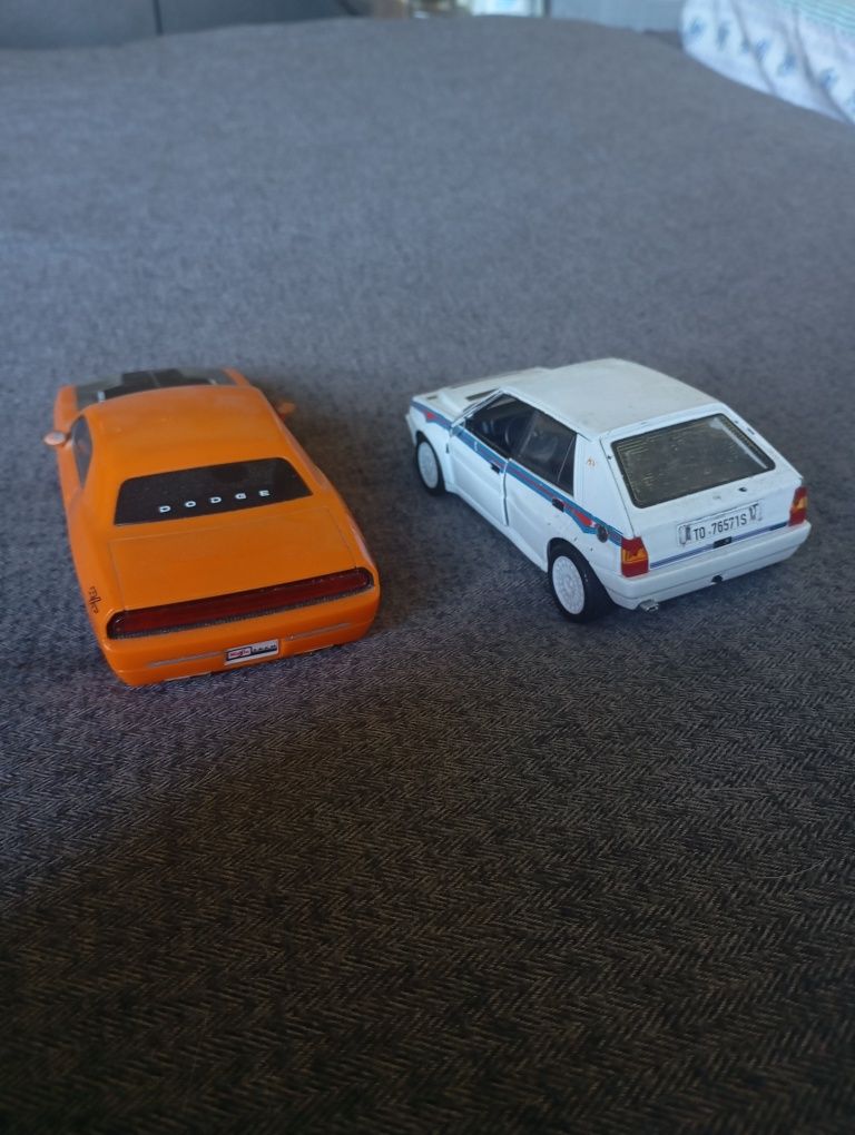 Dodge challenger 1:24