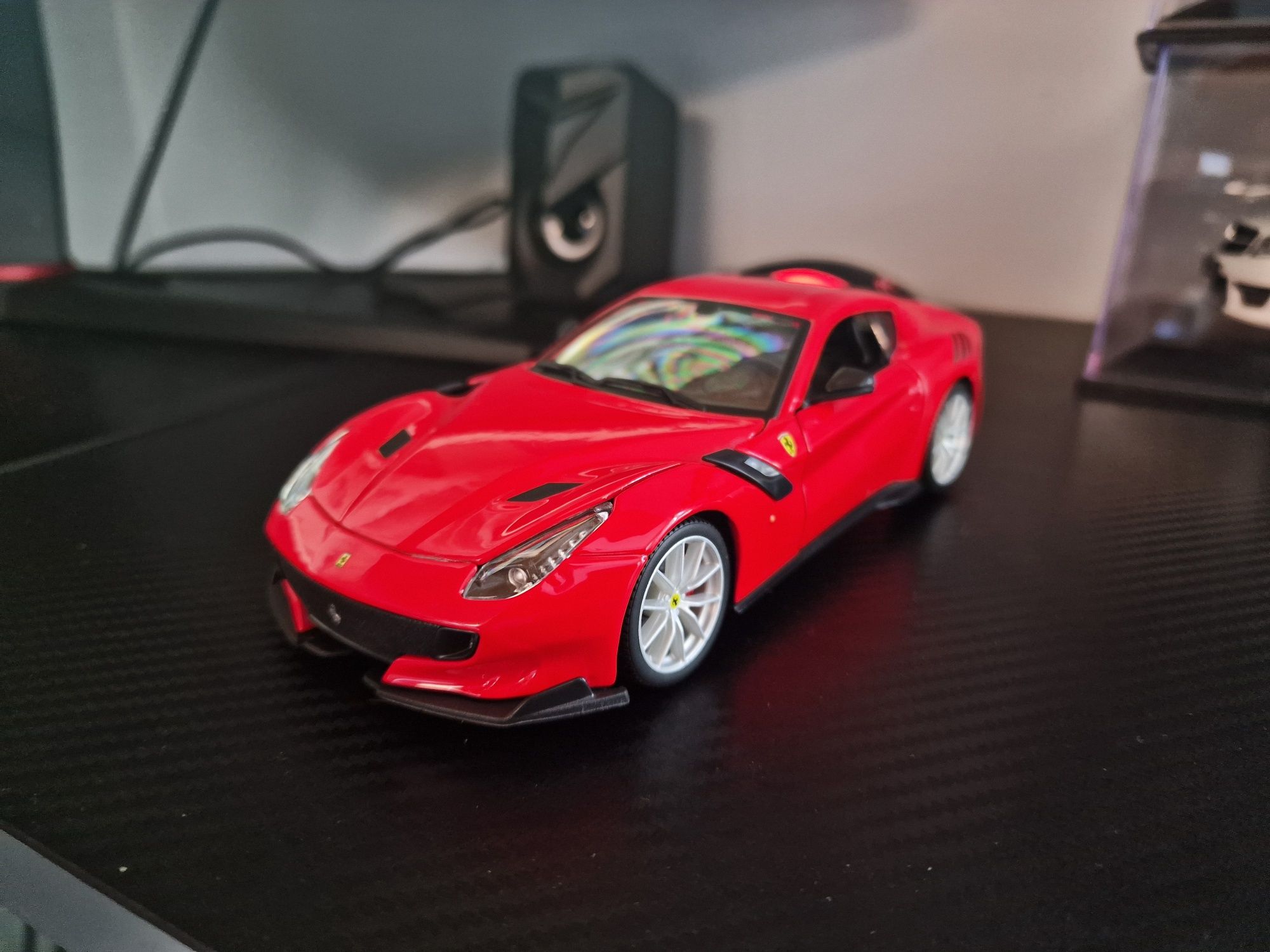 Ferrari F12 TDF  1;24