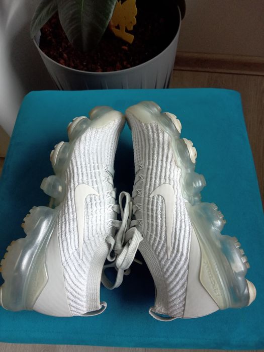 Nike Vapormax Flyknit 3 buty sportowe 38