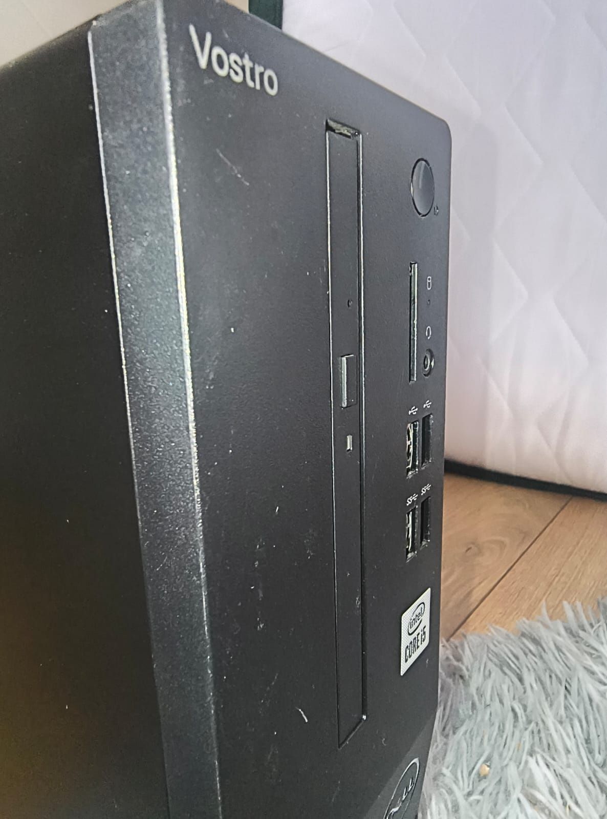 Komputer Dell Vostro 3681