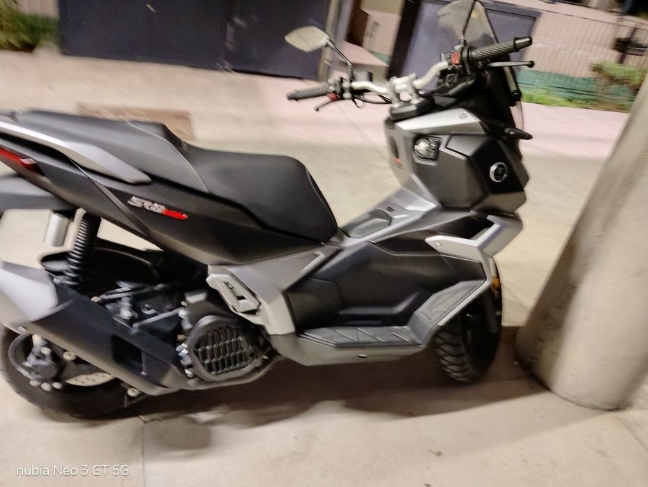 Scooter Sr1 adv 125 marca Voge
