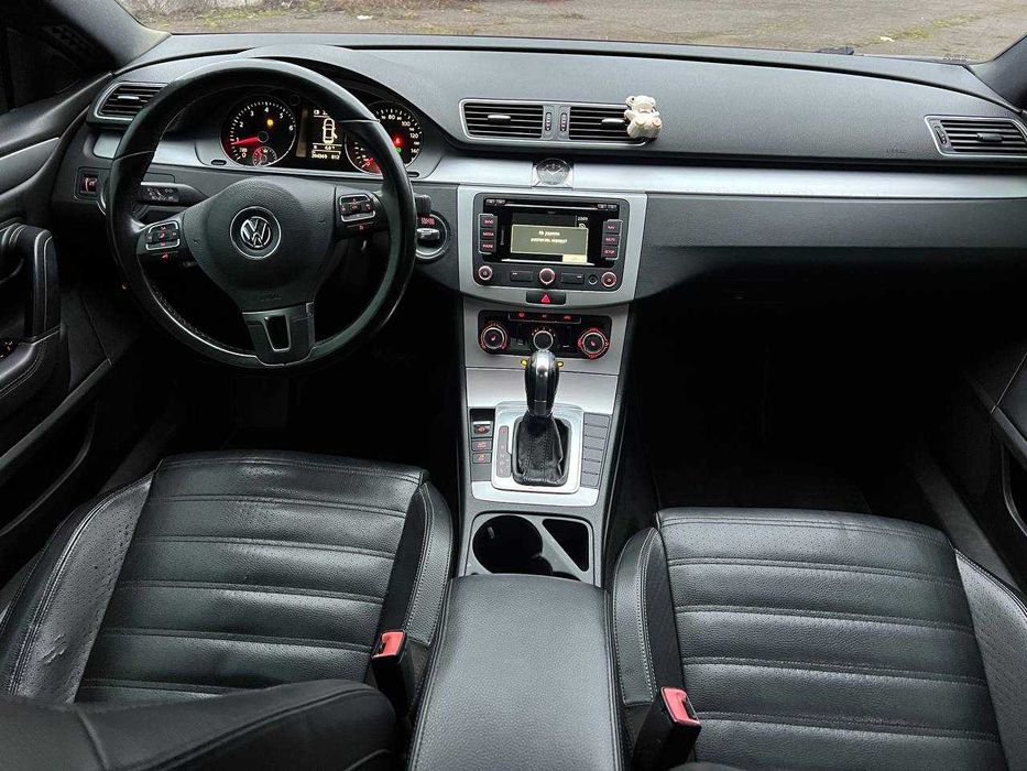 Продам Volkswagen CC 2010, 2.0л, бензин, автомат.