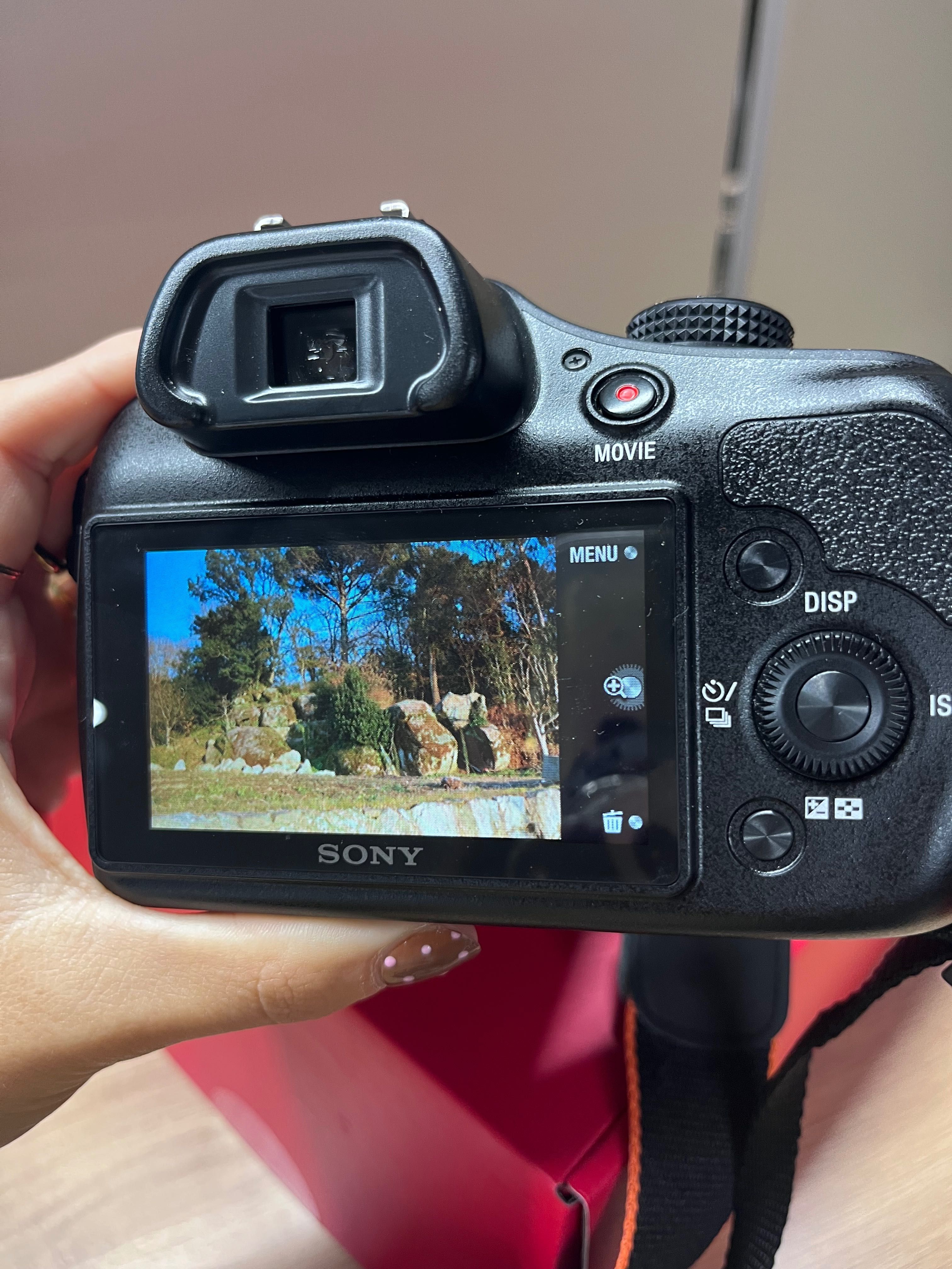 Camera Sony a3000 como nova + Objectiva