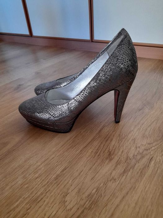 Sapatos de salto Ana Sousa tam. 40, NOVOS