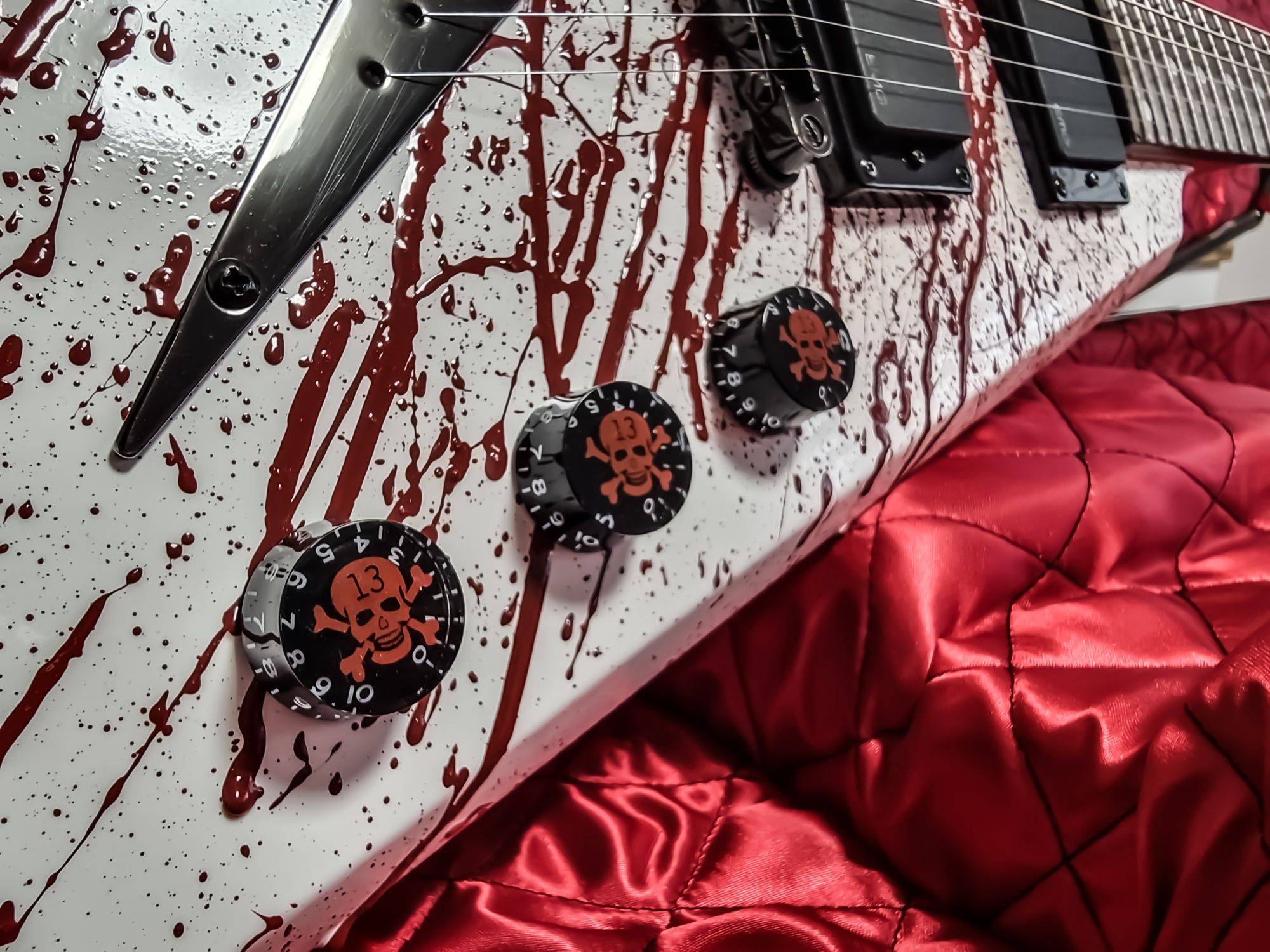 Washburn V Gary Holt signed autograf Custom Belfegor Blood Splatter