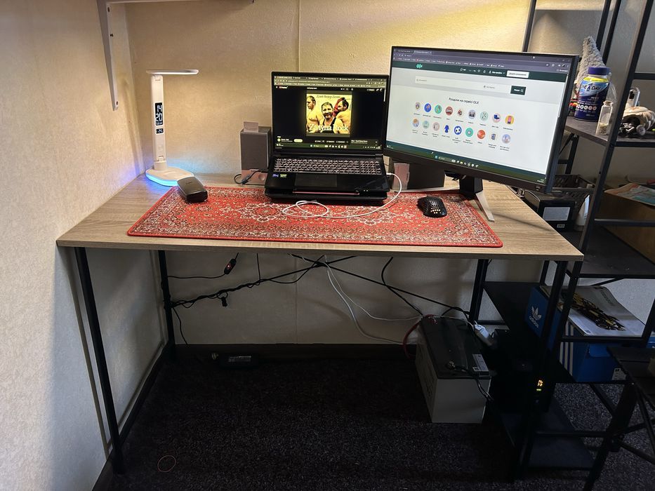 Стіл письмовий VANDBORG 60х120 світлий дуб/чорний