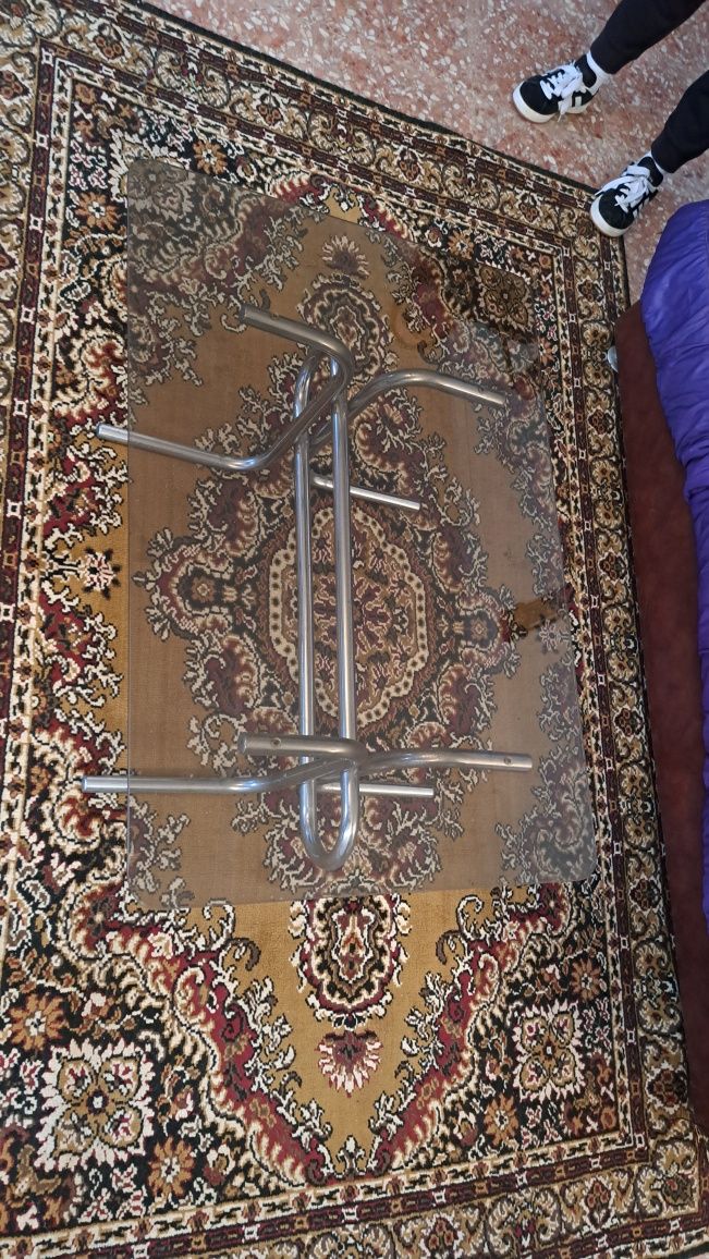 Mesa de Centro em vidro
