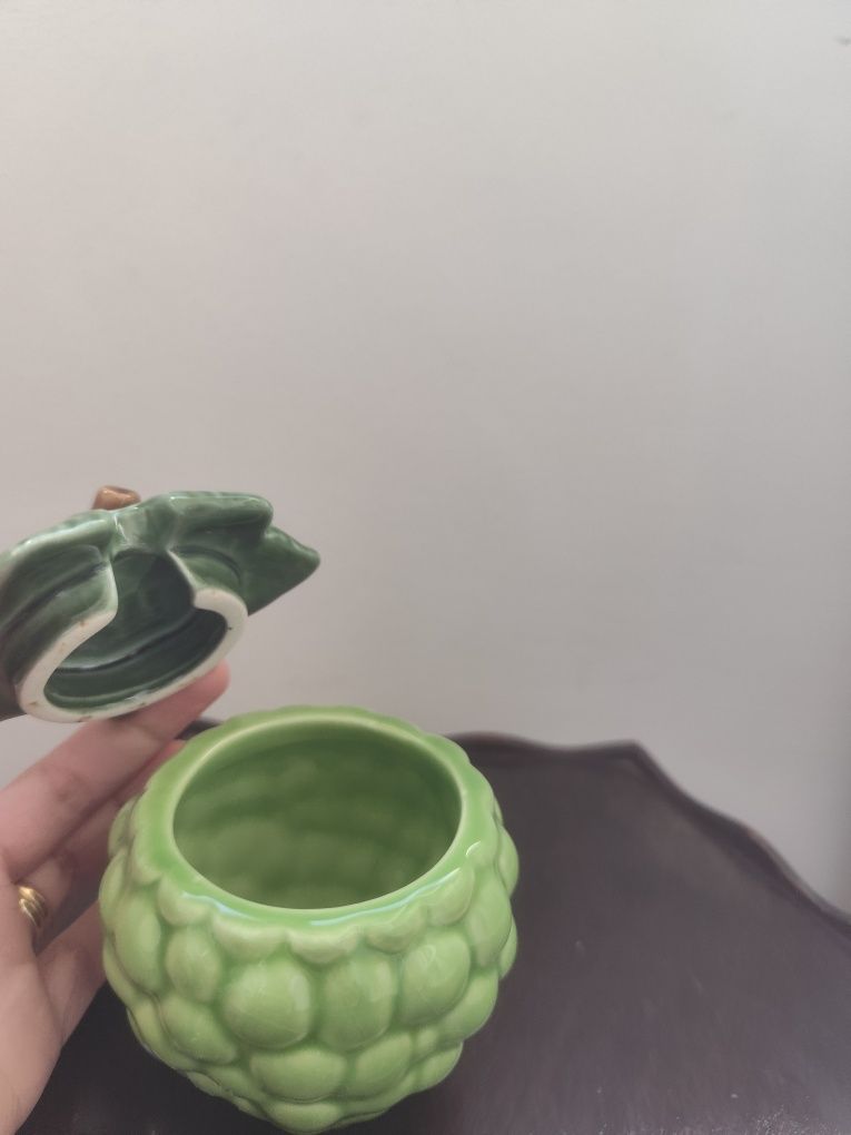 Açucareiro cacho uvas