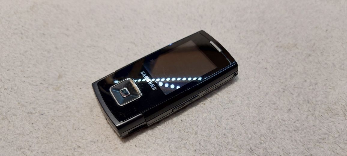 Samsung E900      .