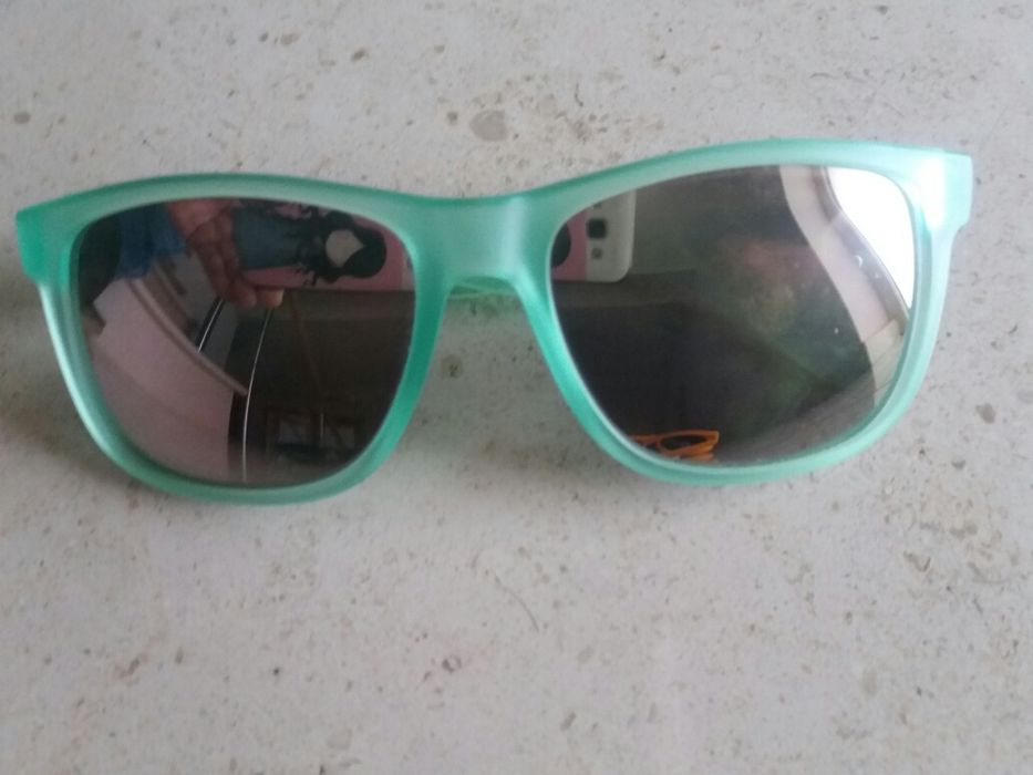6 óculos de sol por 10 Euros
