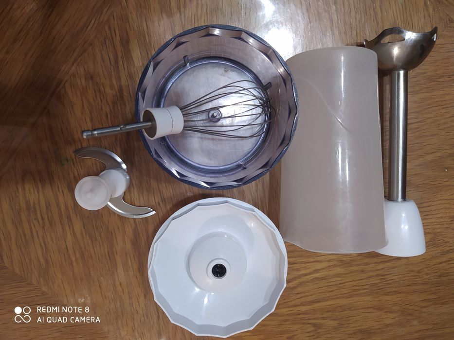 Блендер Vitek 3412 , чаша, венчик нож