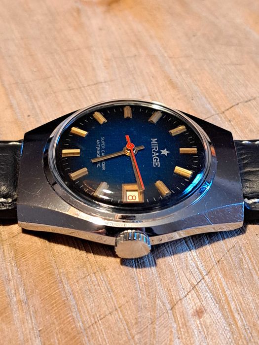 Relógio de pulso de homem, de marca MIRAGE