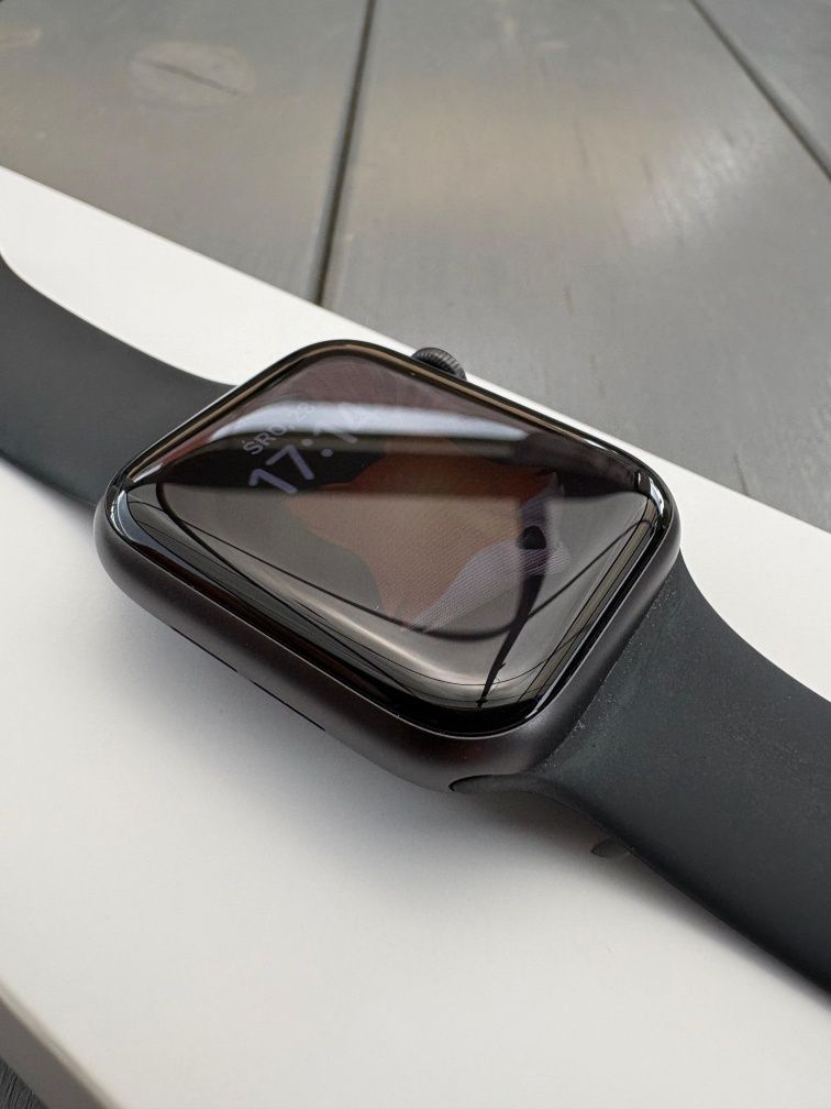 Apple Watch series 6 44 mm