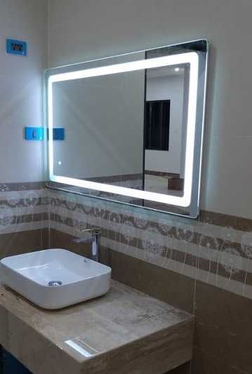 Зеркало светодидное с Лед подсветкой гримерное  ванную 60*80 см