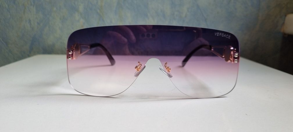Okulary przeciwsłoneczne versace unisex 19 dobrze wykonane z dobreg 19