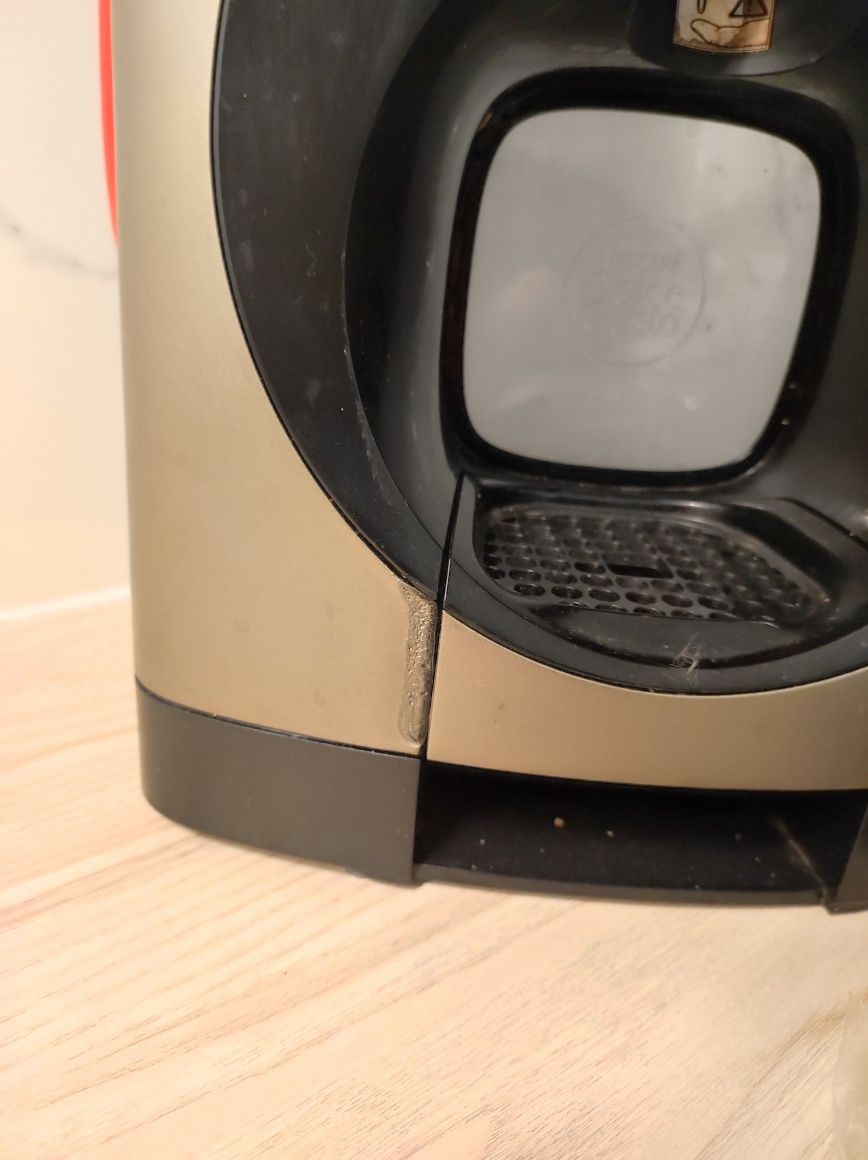 Ekspres do kawy Nescafe Dolce Gusto + gratis