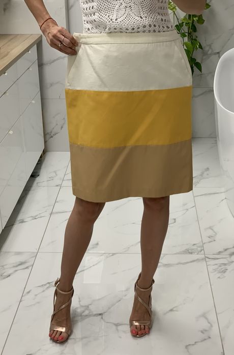 Spodnica na lato 3 kolory z kieszeniami do kolan elegancka 40