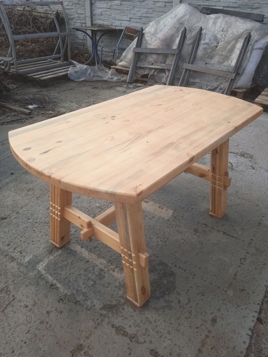 Обідні столи , стільці