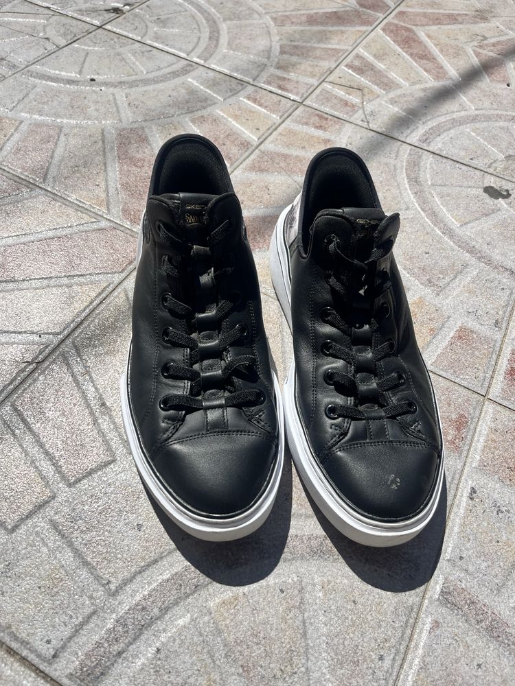Sapatilha Sketchers Slip-Ins edicao especial Snoop Dog