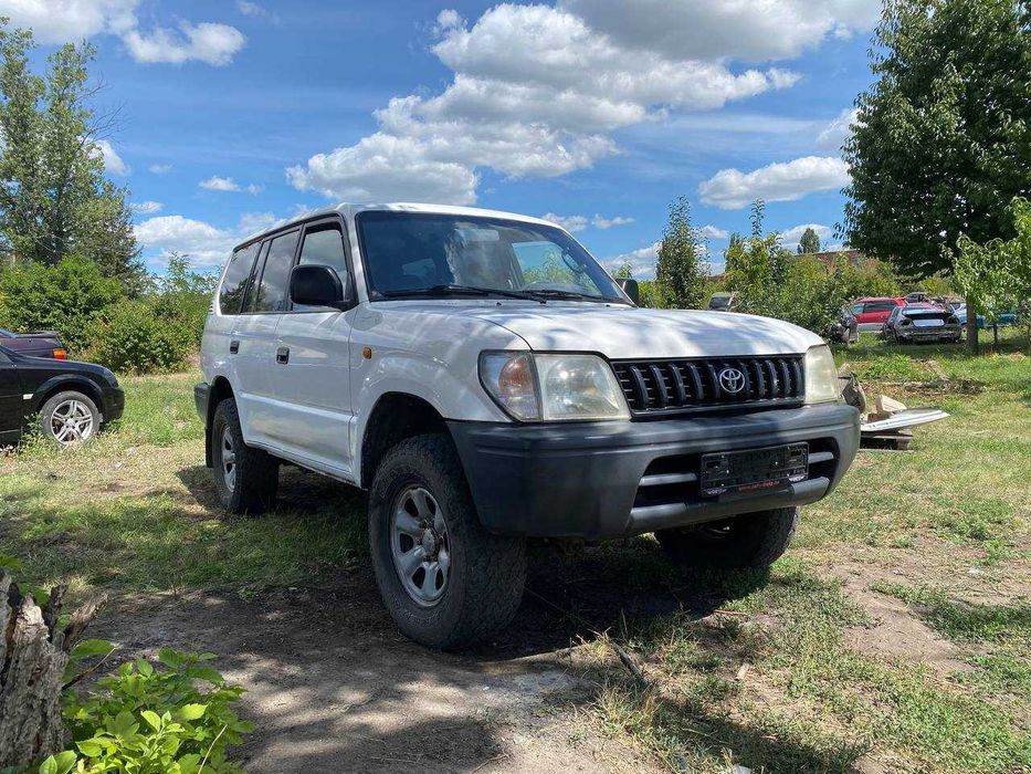 Toyota Land Cruiser Prado 90 • 3.0 TD • МКПП • Идеальное состояние