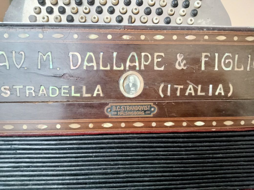 M.Dallape- Stradella. Akordeon.