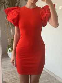 Czerwona sukienka zara z falbaniastymi rękawami S nowa