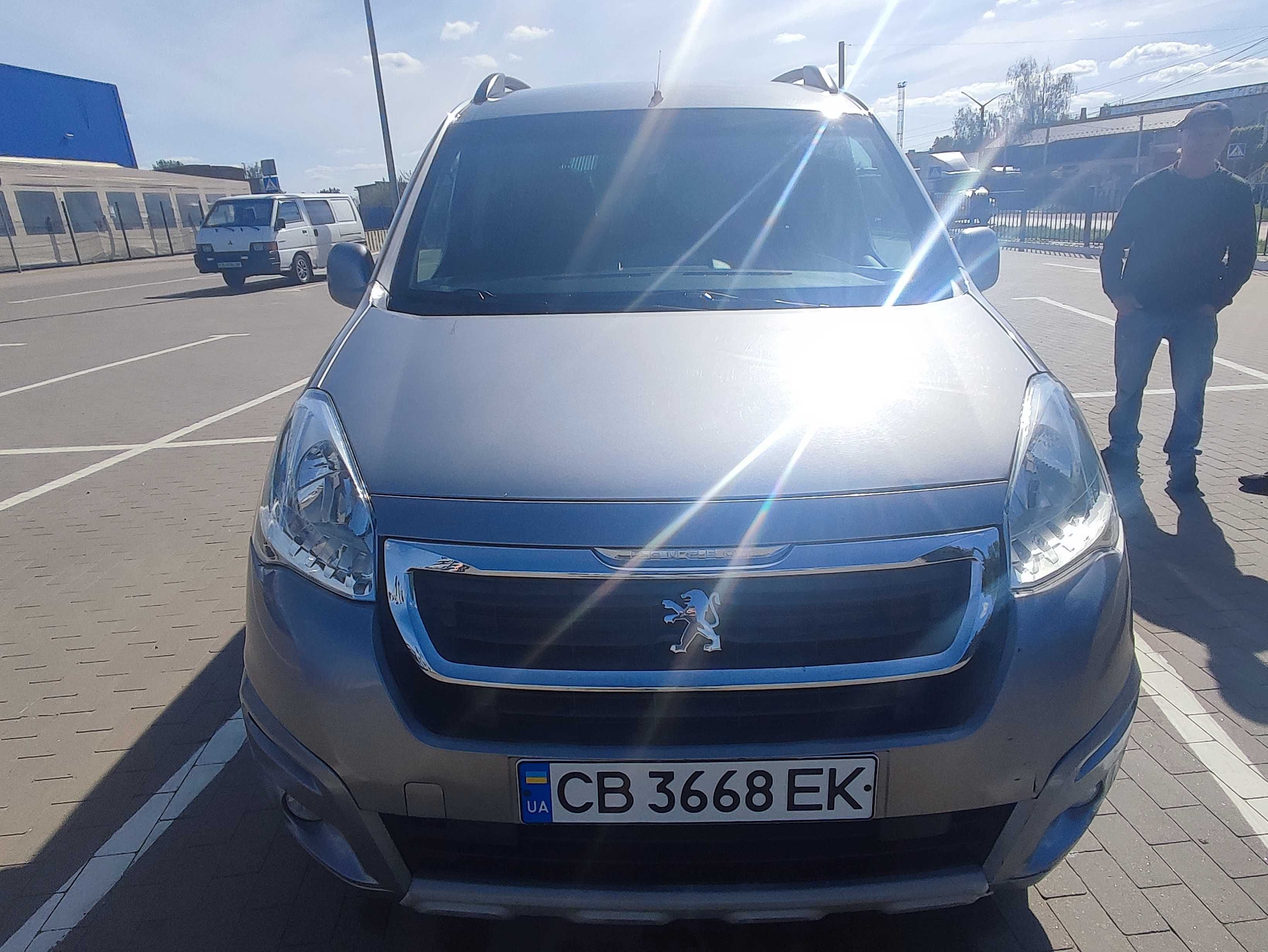 продам авто  peugeot PARTNER 2016 год