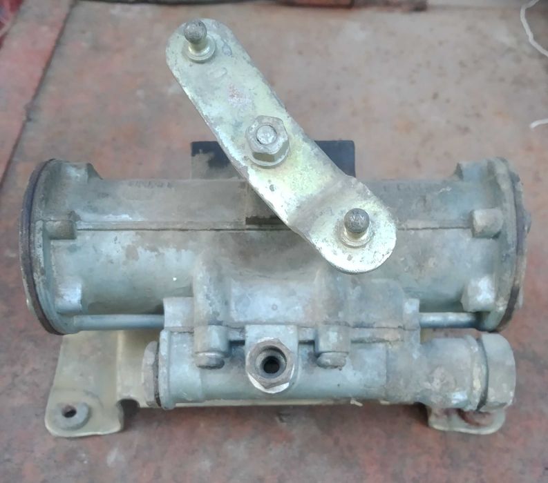 Привід для склоочисників         
 ЗІЛ- 130-131